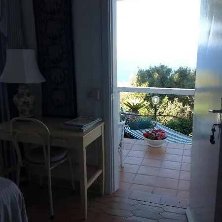 Bed & Breakfast La Guardia *